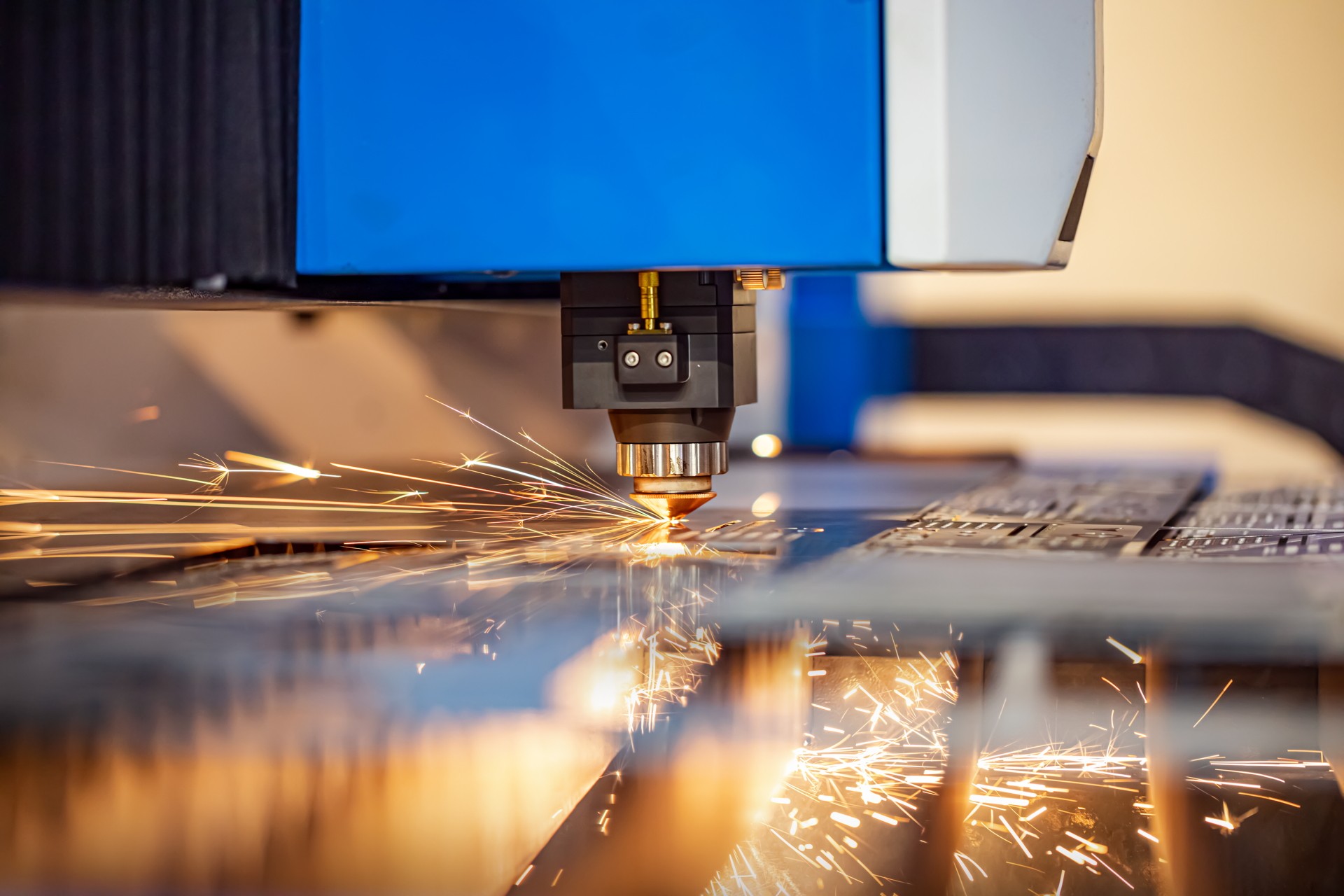 Cắt laser là gì? Khái niệm cắt laser