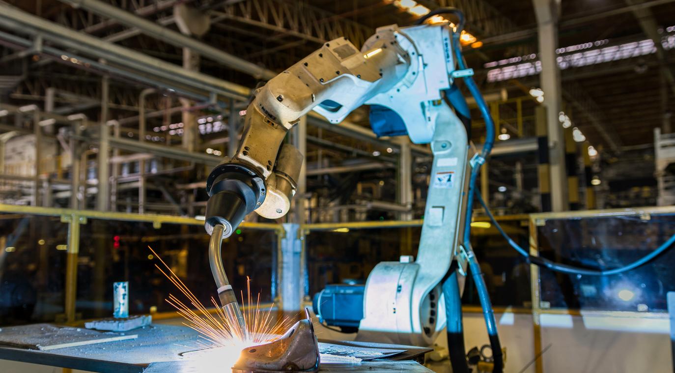 Vận hành robot hàn