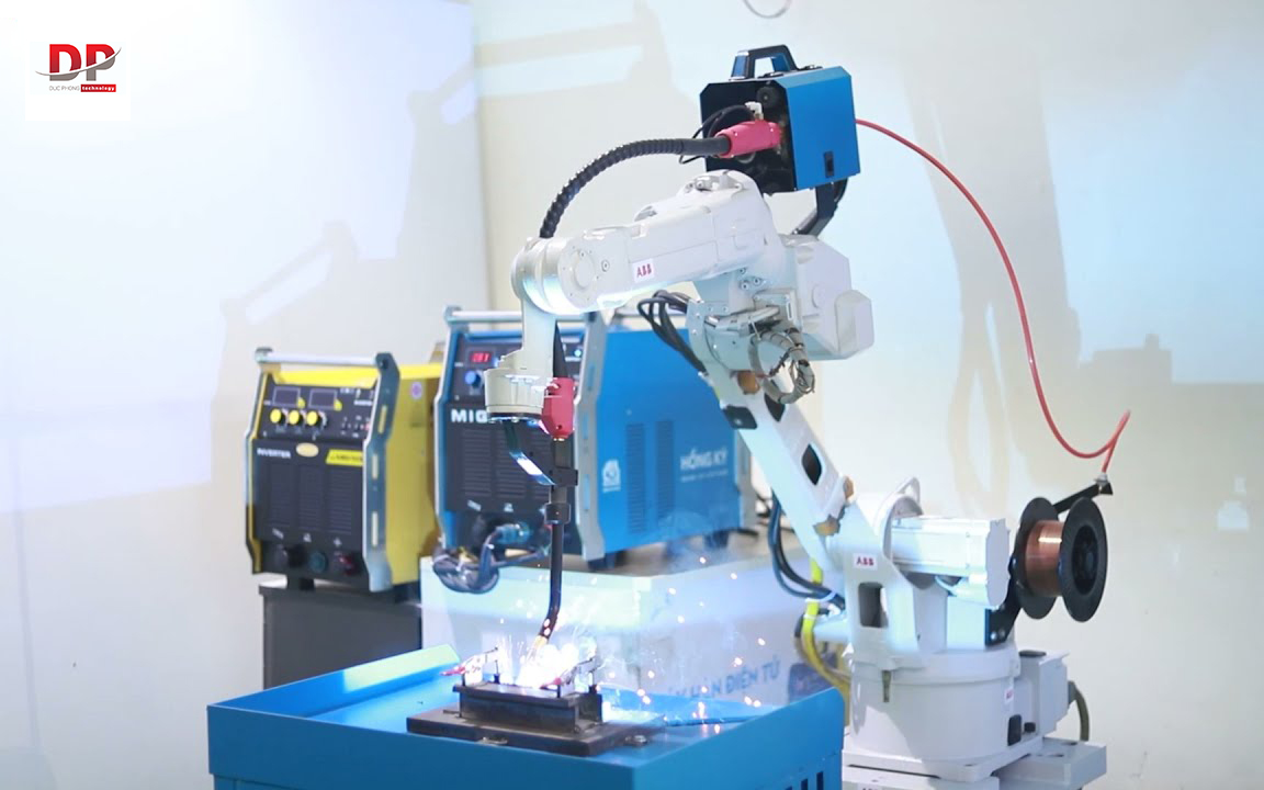 Robot hàn Hồng Ký